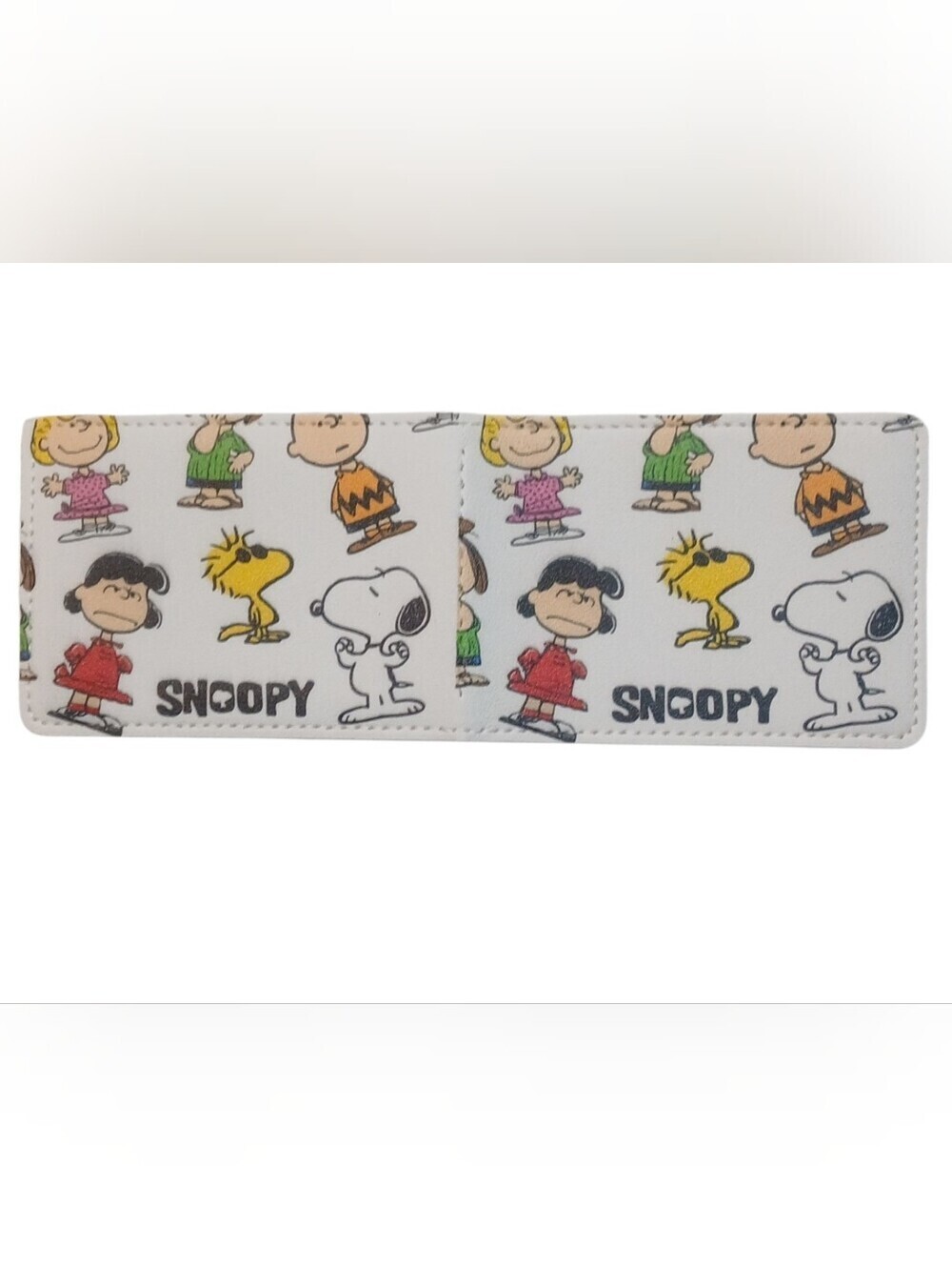 Peanuts -Snoopy & The Peanut Crew ID/Card Wallet, 2 Covered ID Windows, 8 Slots - Picture 10 of 11